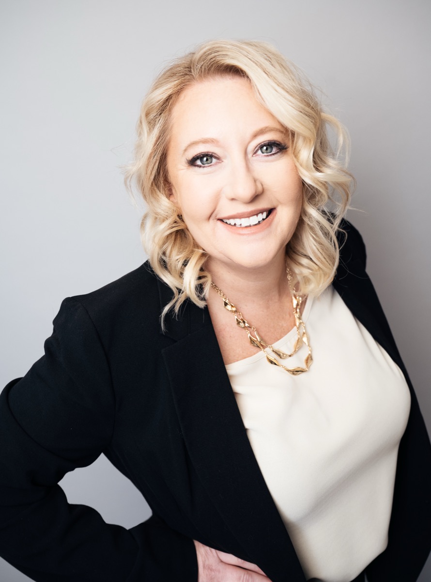 Elizabeth Powers — Loan Officer